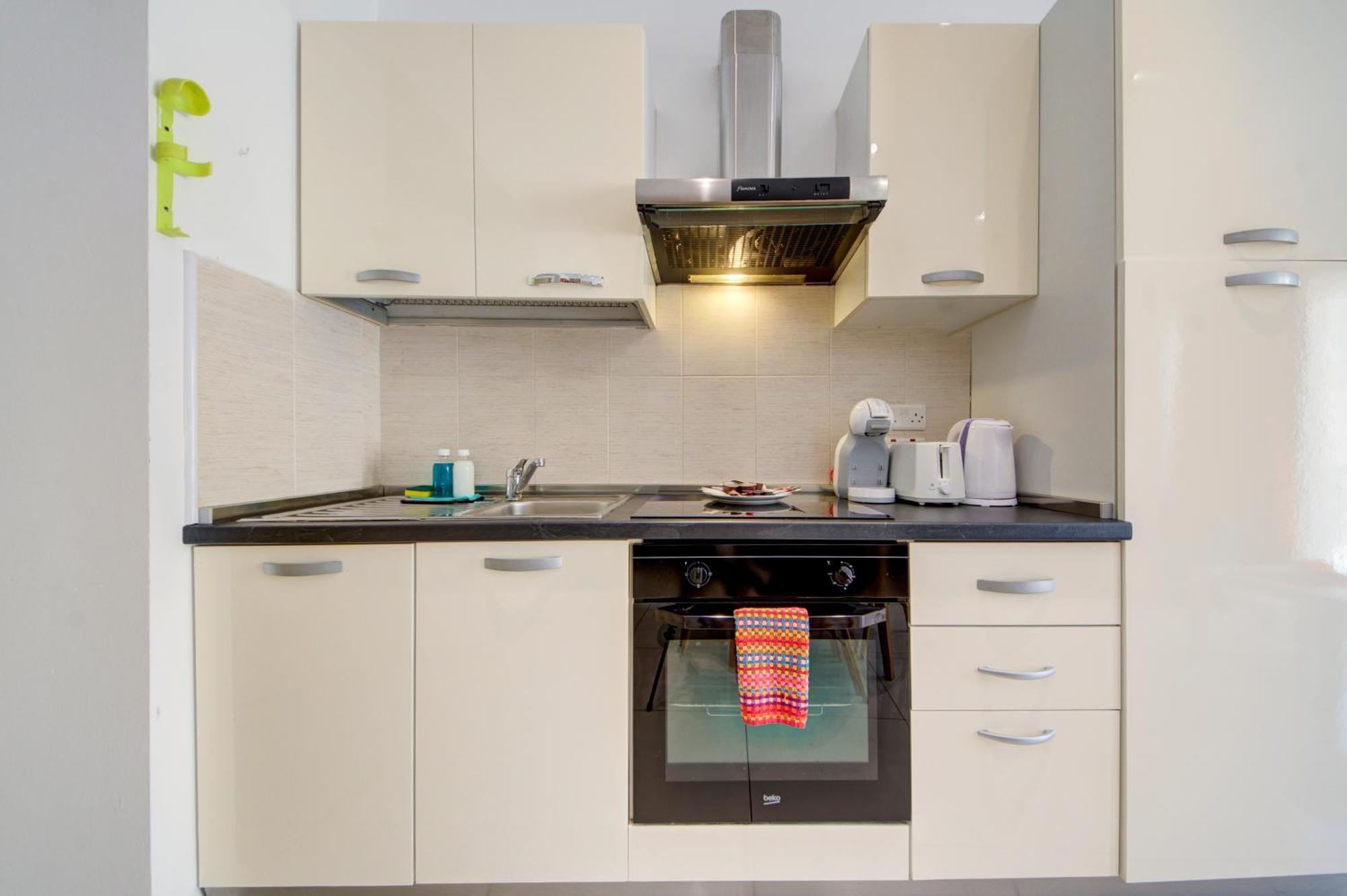 Sapphire Residences - Apartments & Penthouse In Central Sliema By Shortletsmalta Екстериор снимка