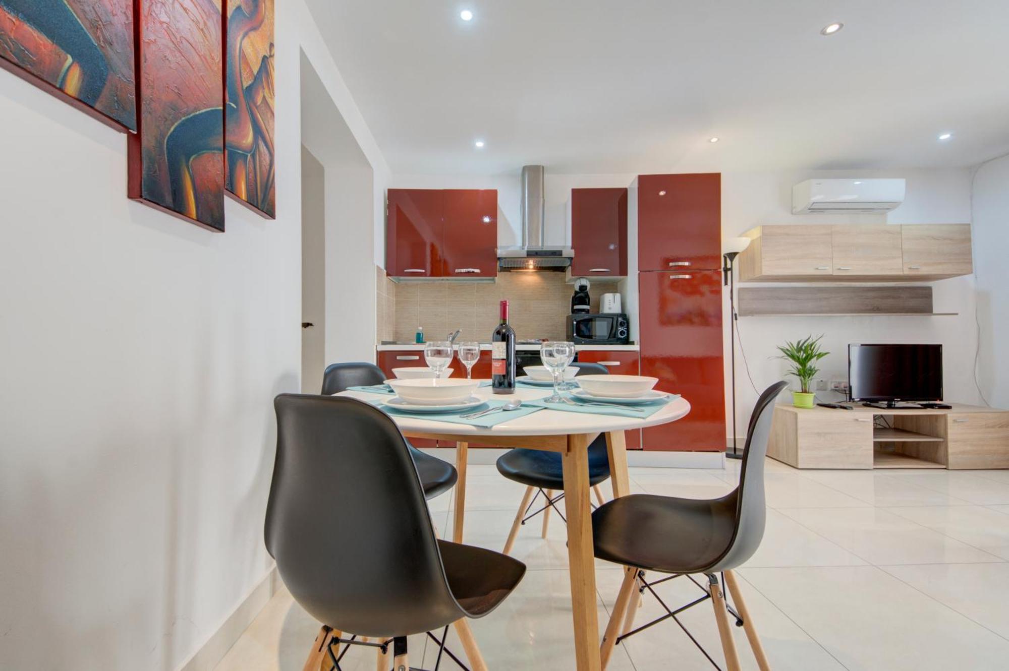 Sapphire Residences - Apartments & Penthouse In Central Sliema By Shortletsmalta Екстериор снимка